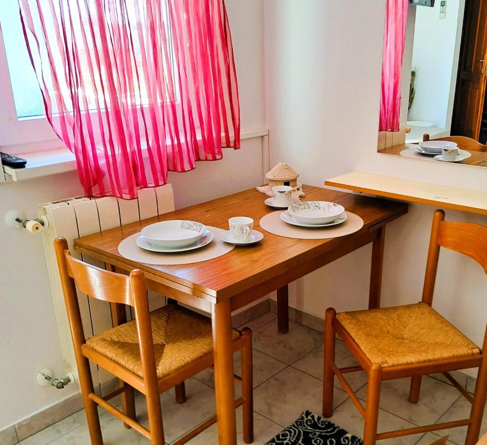 Studio Apartman Olivera Rovinj Kültér fotó